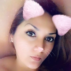 Meet your Posher, Connie